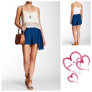 Flowing summer shorts